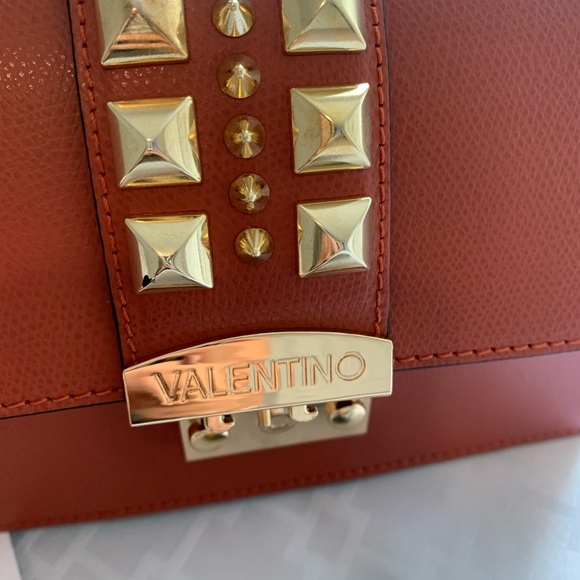 Valentino by Mario - Picture 7 of 9